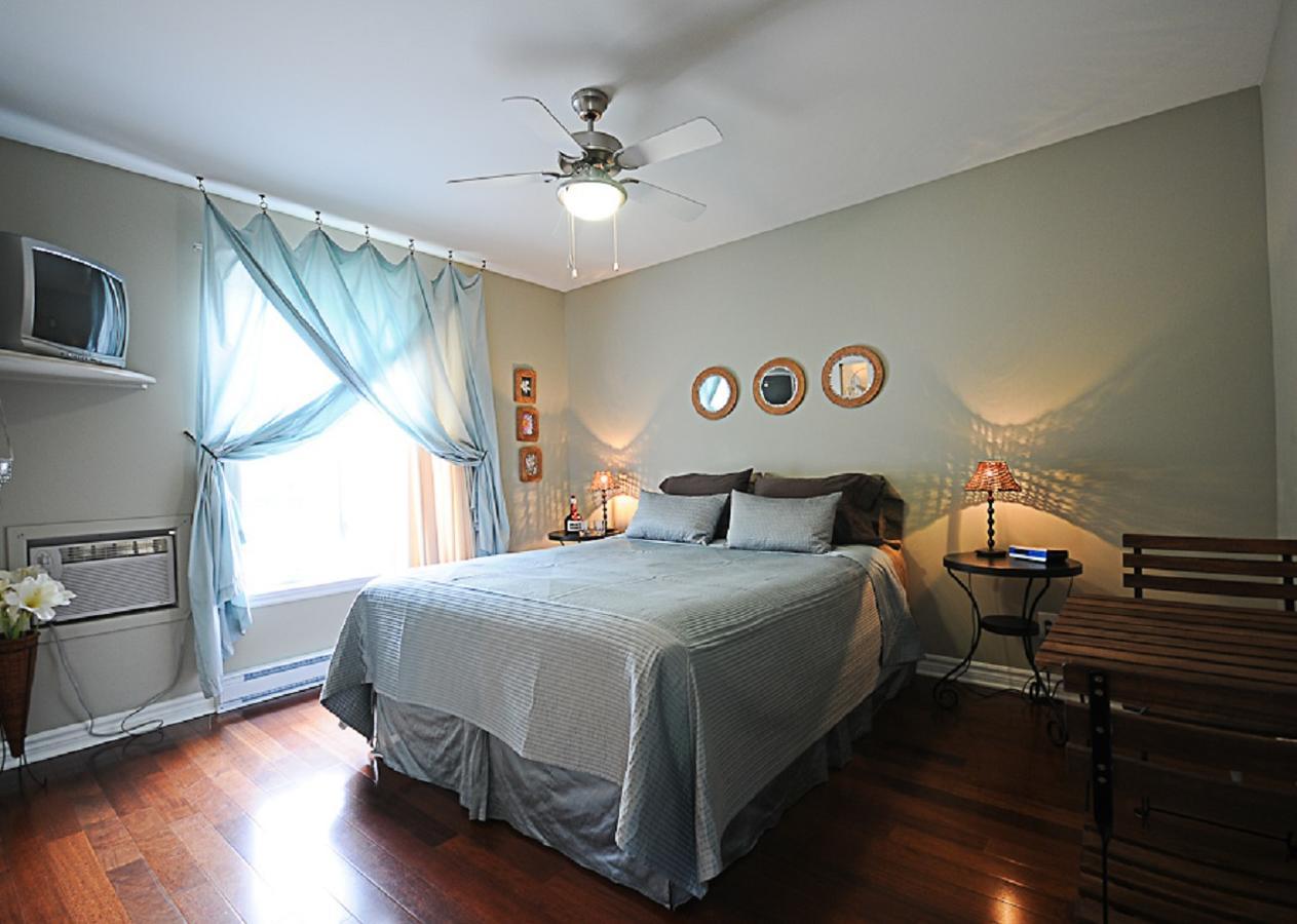 Auberge Le Voyageur Mont-Tremblant Bagian luar foto